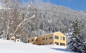 Ferienwohnung Aviez Savognin
